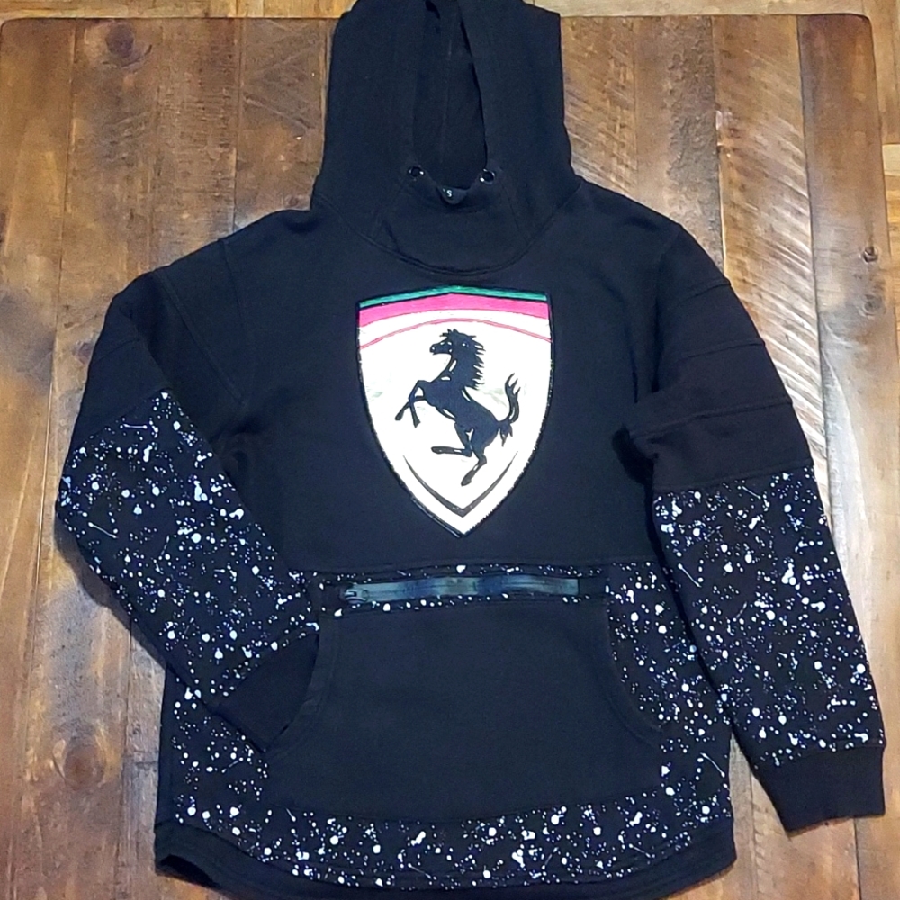 Focus black hoodie